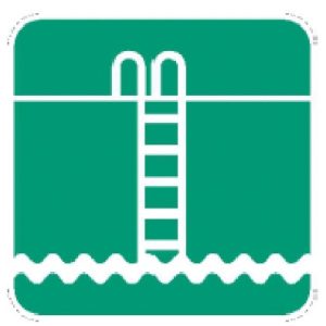 Échelle installée sur mur de béton située le long du fleuve St-Laurent