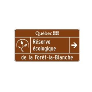 Entrée d'une réserve écologique (avec direction)