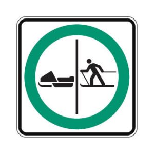 Trajet obligatoire séparé pour motoneigistes et skieurs de fond
