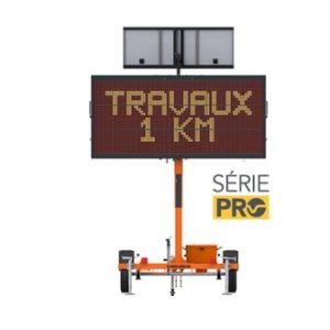 Panneau message variable sur remoque