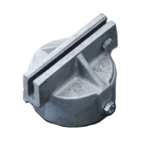 Adaptateur SYCA Nom de rue sur poteau rond 2 7/8, avec coche